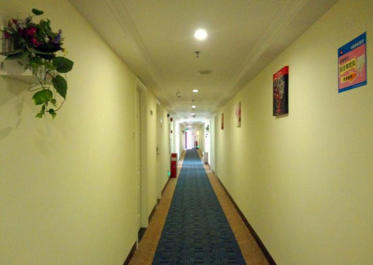 Yimi Inn Shiqiao Metro Sation Pedestrian Street Branch Гуанчжоу Екстер'єр фото